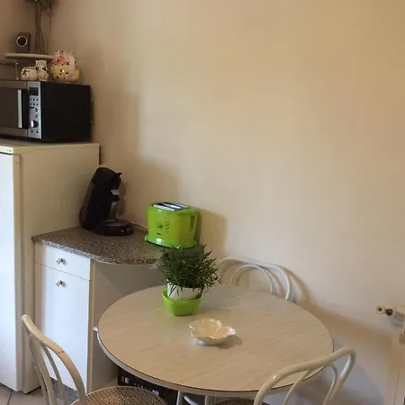 Maison Avec Veranda Proche Du Centre Semesterbostad *