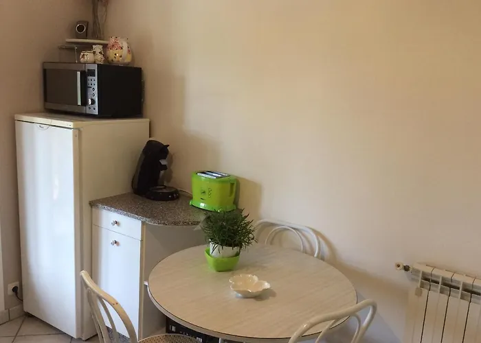 Maison Avec Veranda Proche Du Centre Nyaraló *